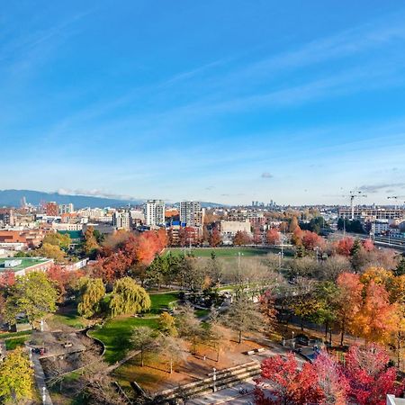 Downtown 1 Bedroom Water View Condo Ванкувер Экстерьер фото