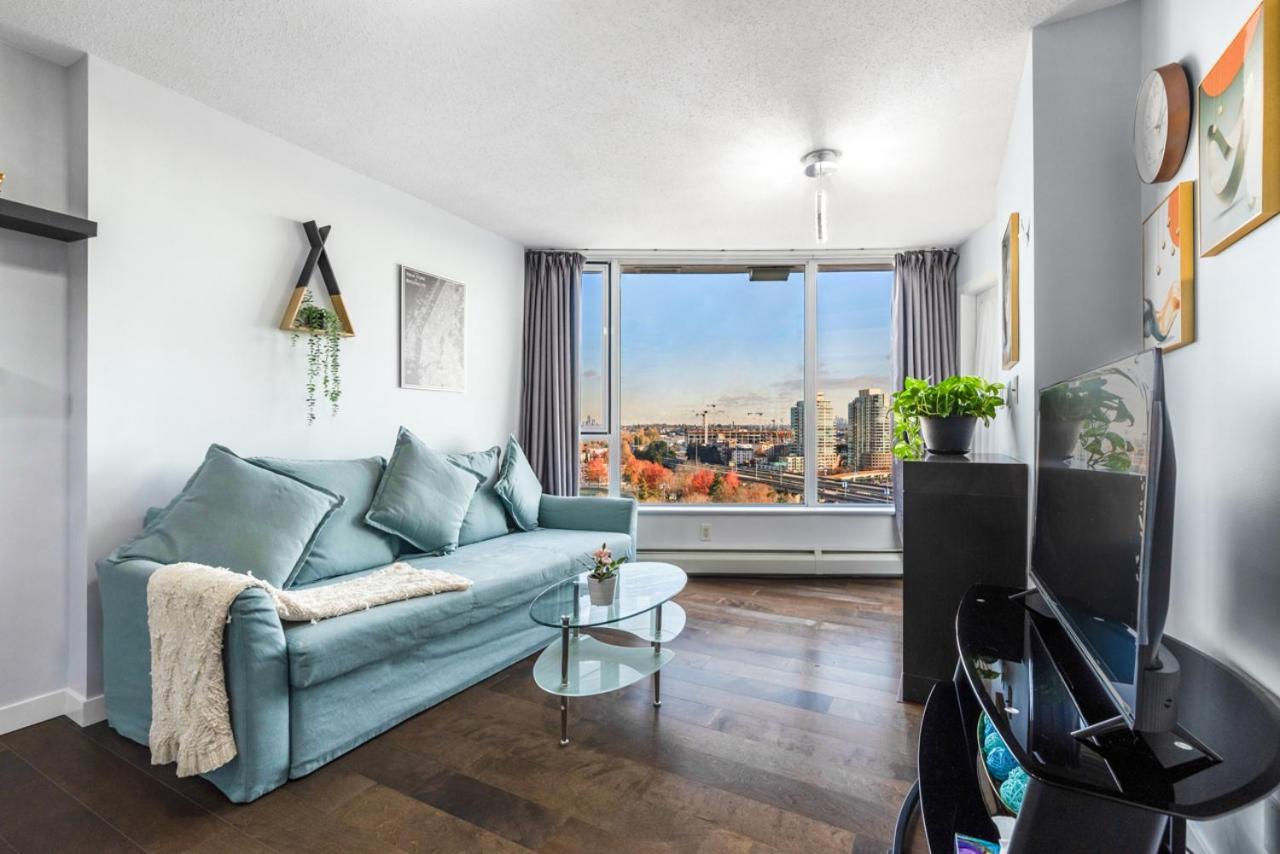 Downtown 1 Bedroom Water View Condo Ванкувер Экстерьер фото